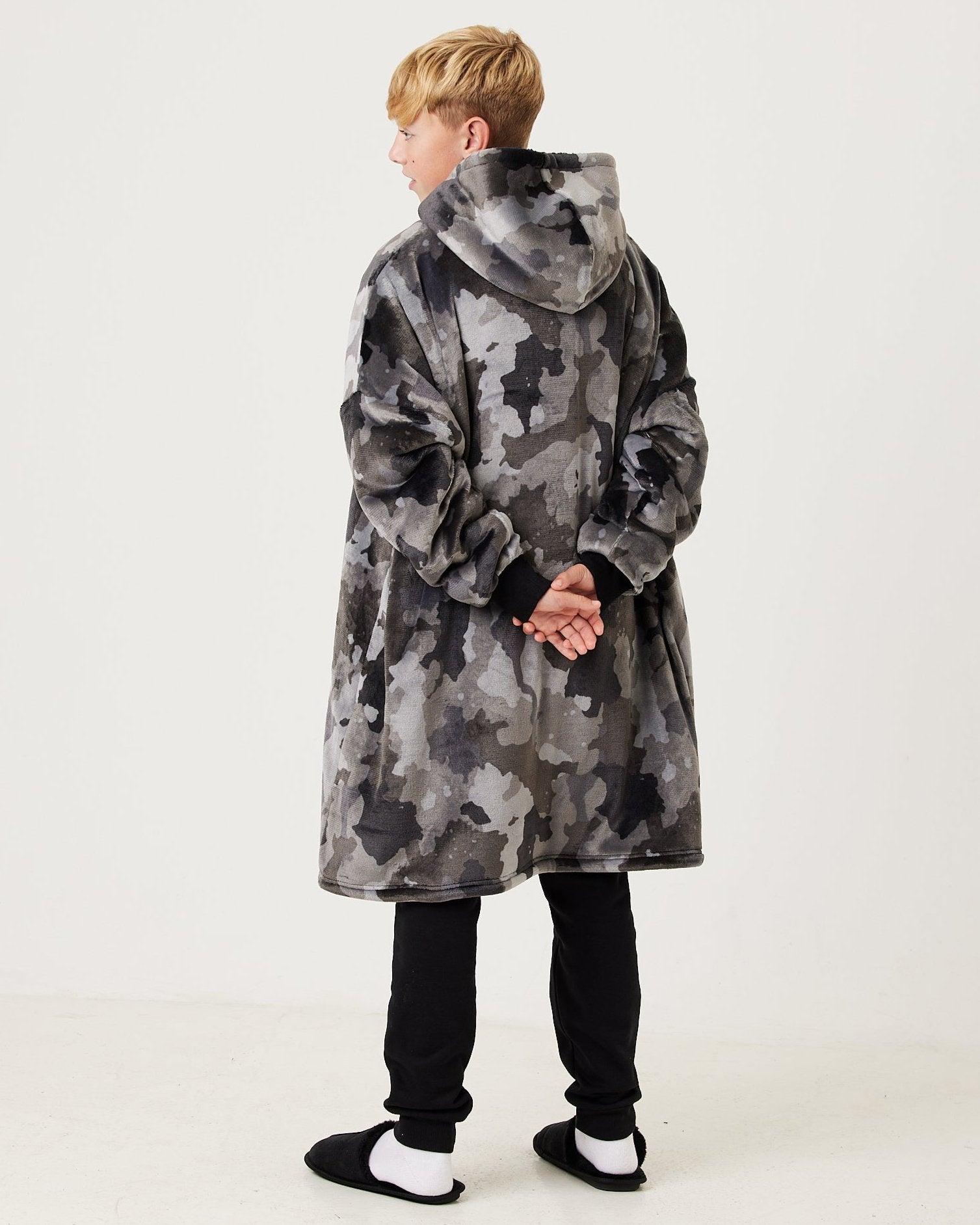 Kids Grey Camo Hooded Blanket