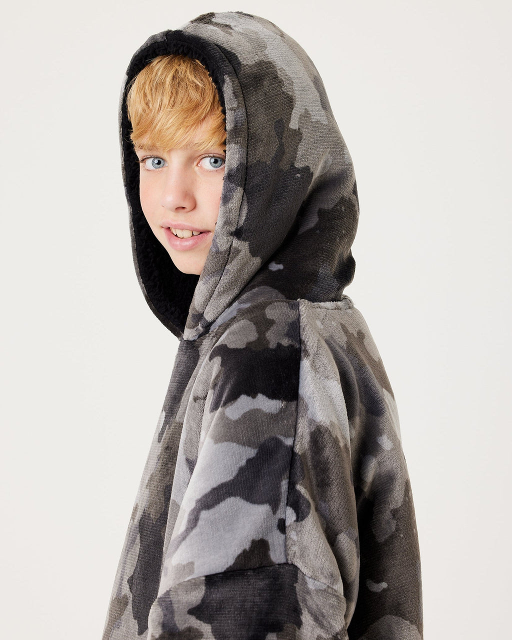 Kids Grey Camo Hooded Blanket